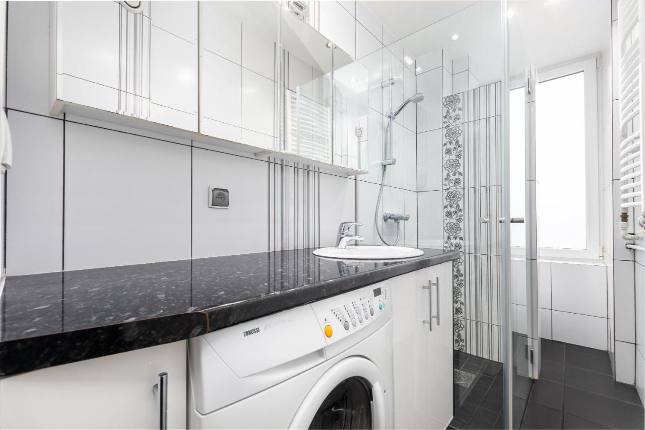 Apartament Chmielna By Your Freedom Варшава Экстерьер фото